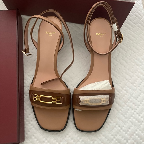 NWOT Bally Dossy Sandals - Picture 6 of 12